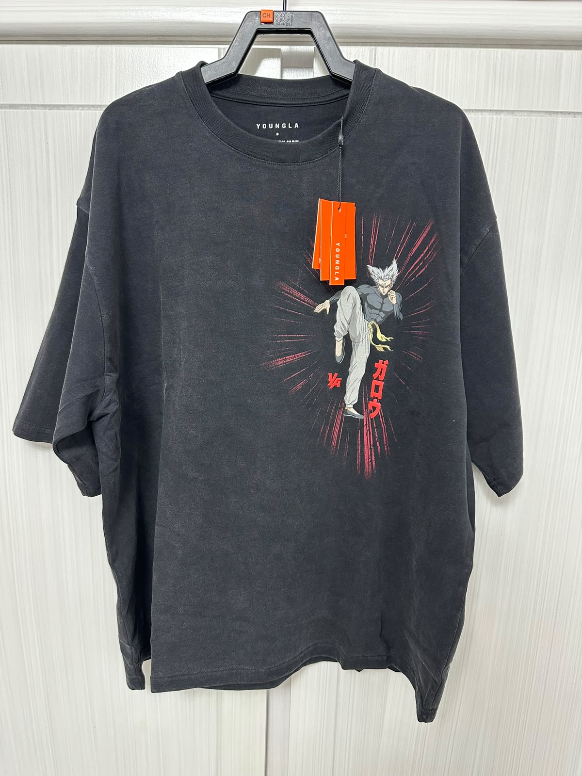 PLAYERA ONE PUNCH MAN- GAROU