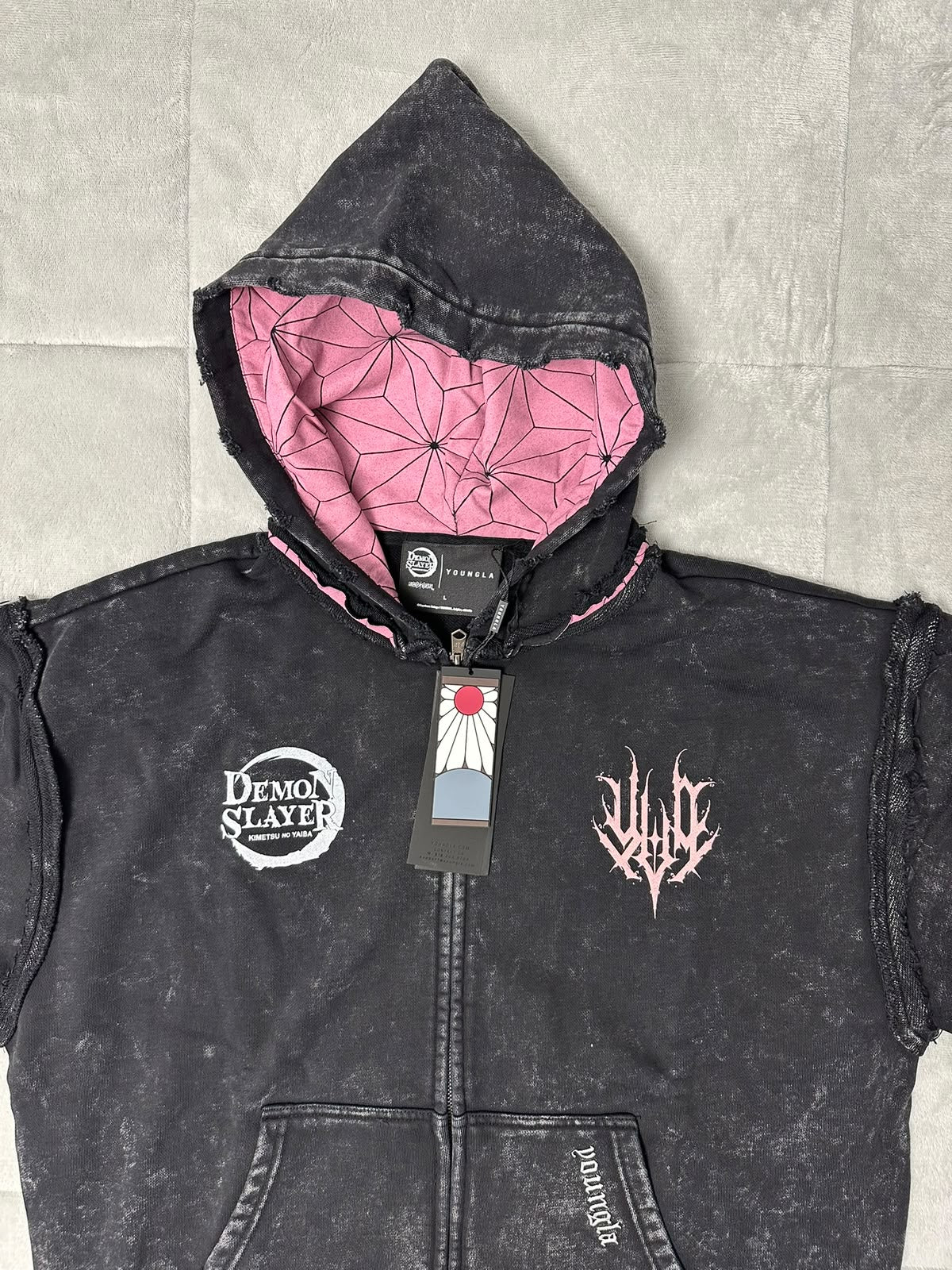 HOODIE DEMON SLAYER ZIP UP -NEZUKO