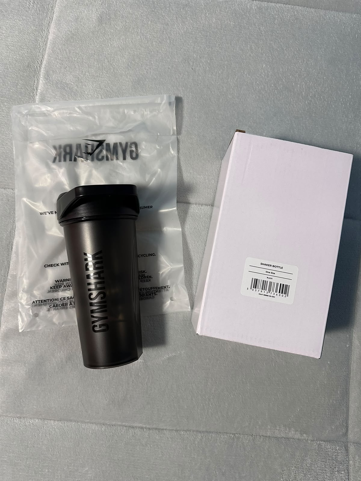 SHAKER BOTTLE