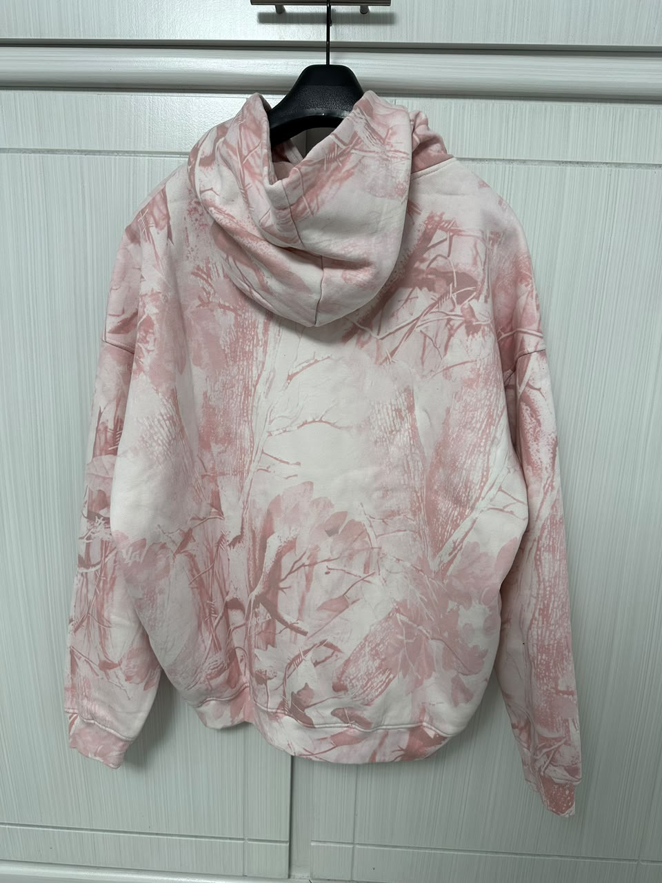 HOODIE PINK BARBED WIRE CAMO
