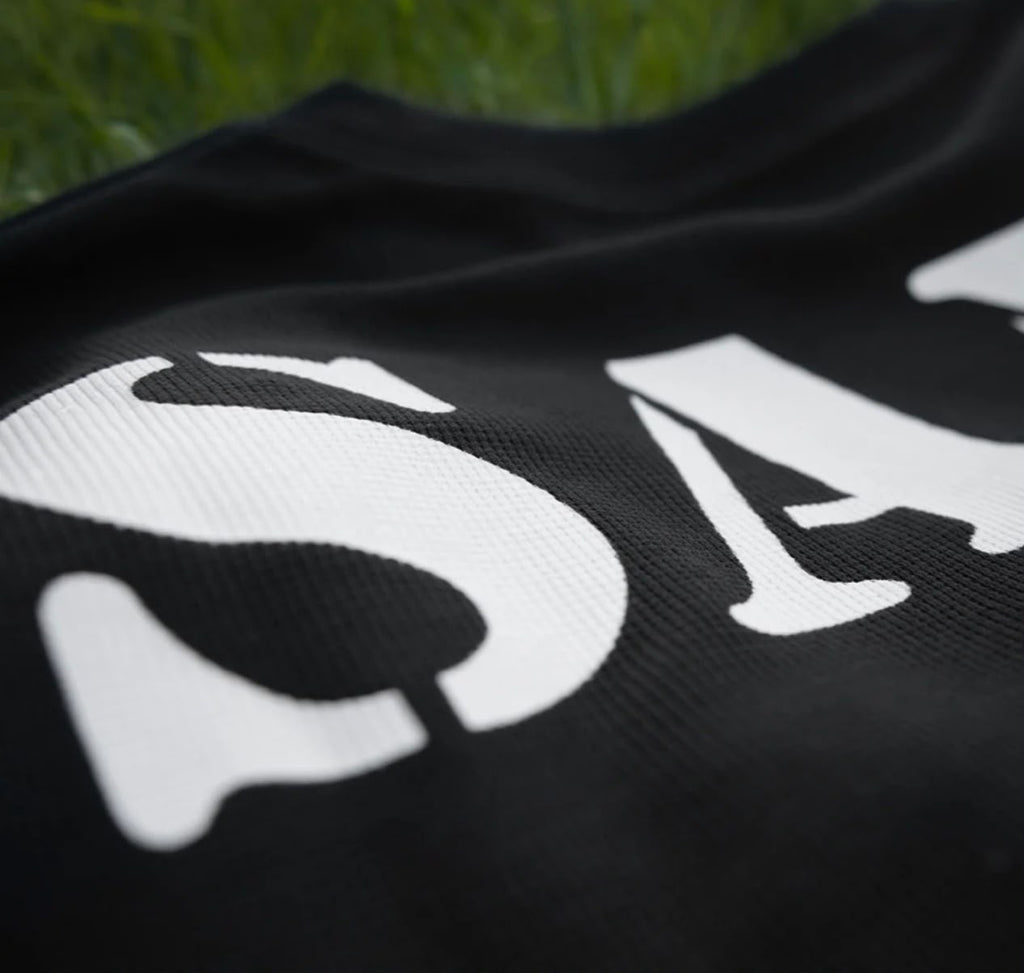 CONTROLLED INSANITY SIGNATURE PUMP COVER- MID NIGHT BLACK